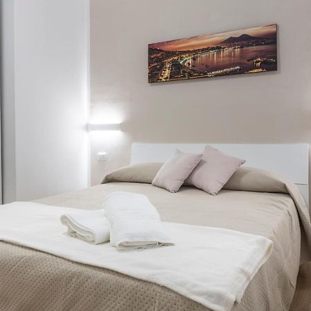 נאפולי Adastra B&B מראה חיצוני תמונה