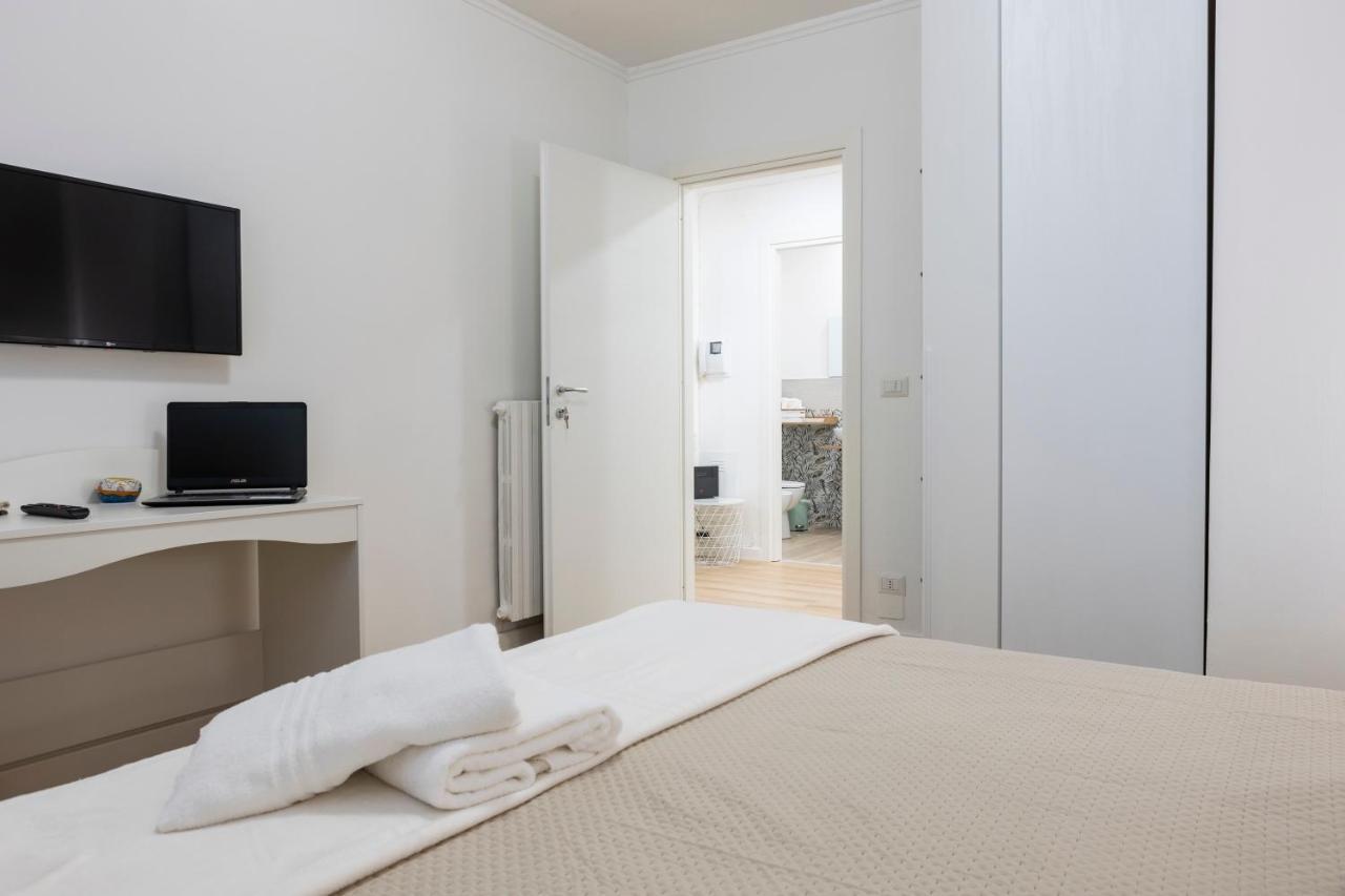 נאפולי Adastra B&B מראה חיצוני תמונה